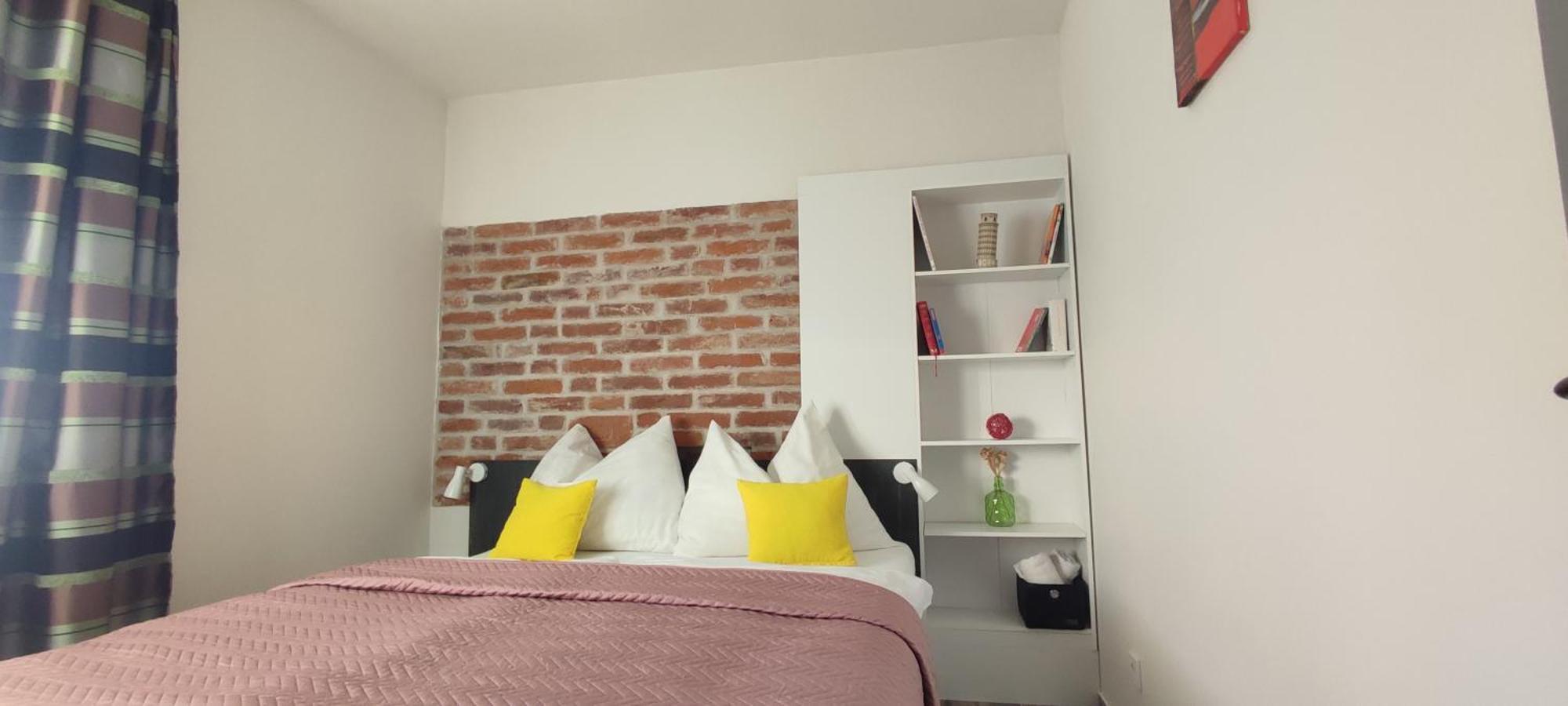 Koller Apartmanház Sárvár Kültér fotó